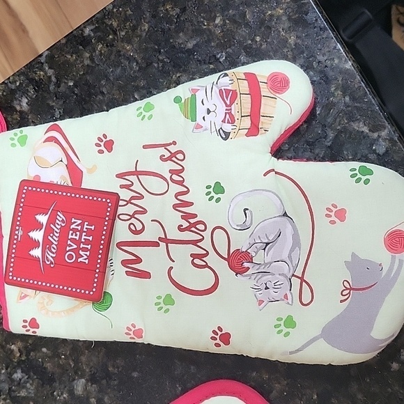 Nwt 6 Kitchen Towels 1 Pot Holder 1 Oven Mit Merry Cats Mas Tree Snowmen Leaves - Picture 2 of 8
